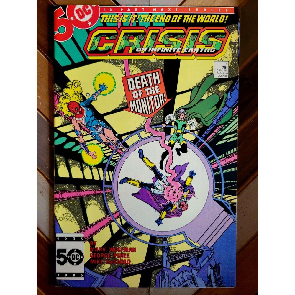 Crisis On Infinite Earths #4 1985 1st Lady Quark, 1st Doctor Light Perez Art 5.0